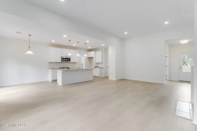 $399,000 | 22052 Pine Haven, Saucier, MS 39574