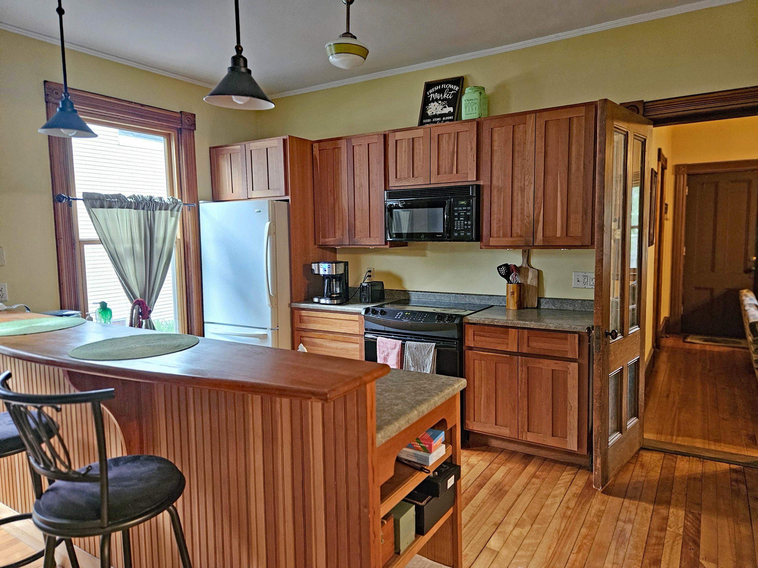 30 Chapin Street Brattleboro, VT 05301 - Photo 23 of 31