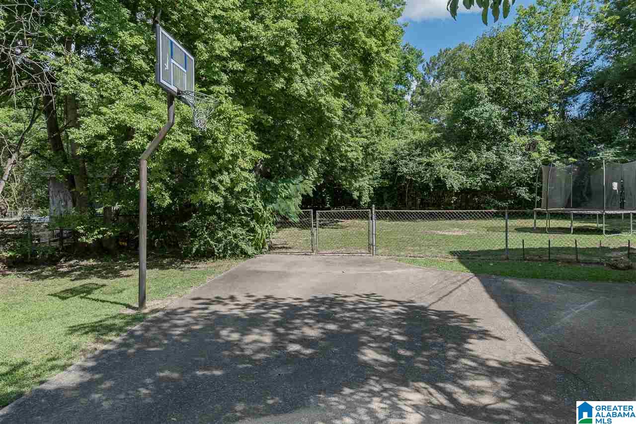 509 Canterbury Road Pelham, AL 35124 - Photo 34 of 37