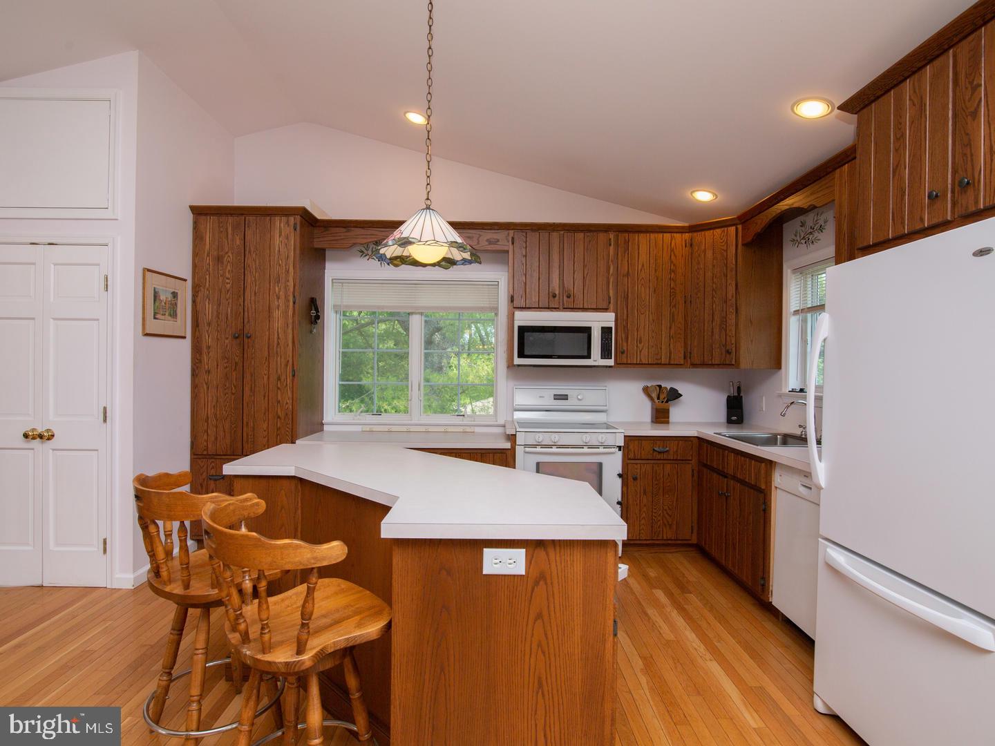 10 Mill Road Chester Springs, PA 19425 - Photo 23 of 34 Barn Apt Kitchen