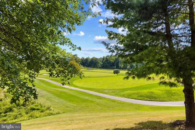 $425,000 | 6150 Shadywood, Unit 401, Elkridge, MD 21075