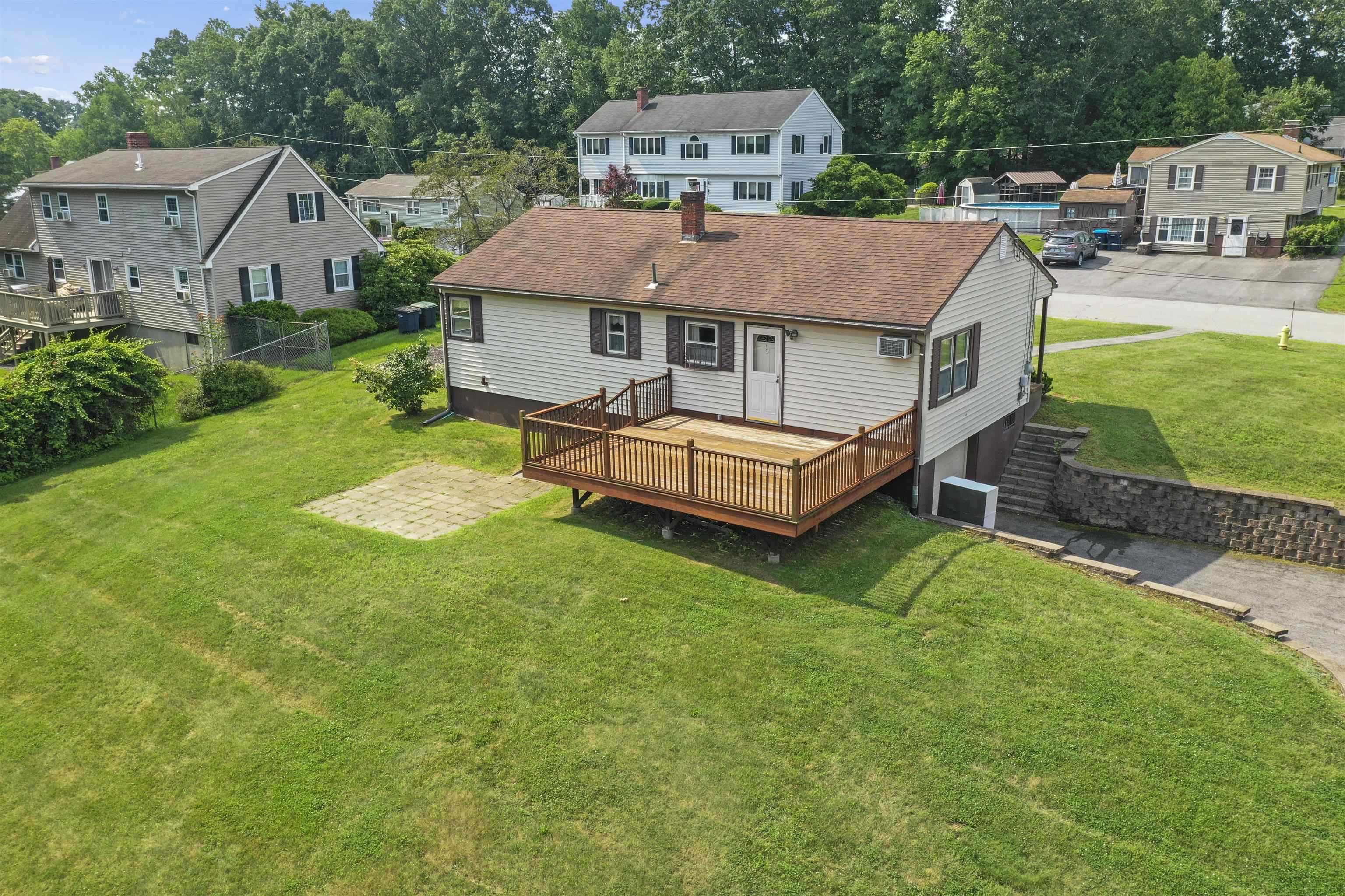 1 Ridgeview Avenue Salem, NH 03079 - Photo 30 of 33 Gallery Image 30