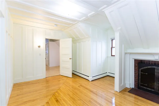 $1,800 | 258 Pawtucket Avenue, Unit 2, East Providence, RI 02916