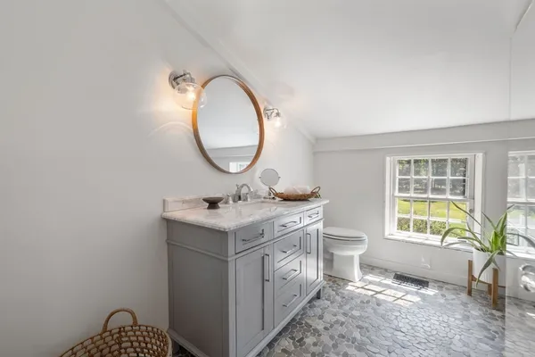 $2,699,000 | 104 Standish Street, Duxbury, MA 02332