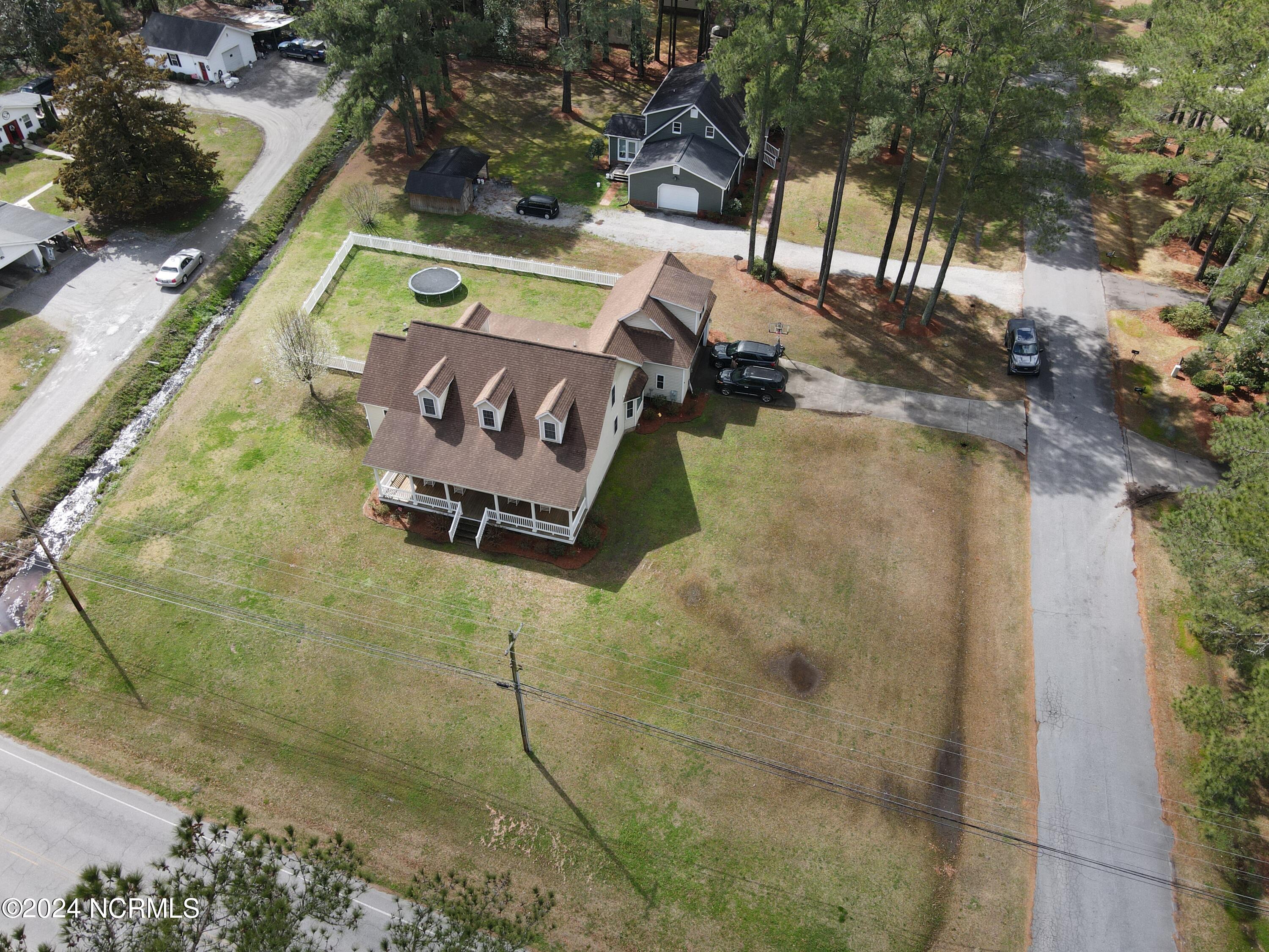 402 Confederate Street Windsor, NC 27983 - Photo 18 of 61 Aerial