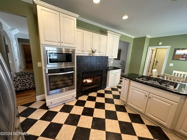 $320,000 | 402 Confederate Street, Windsor, NC 27983