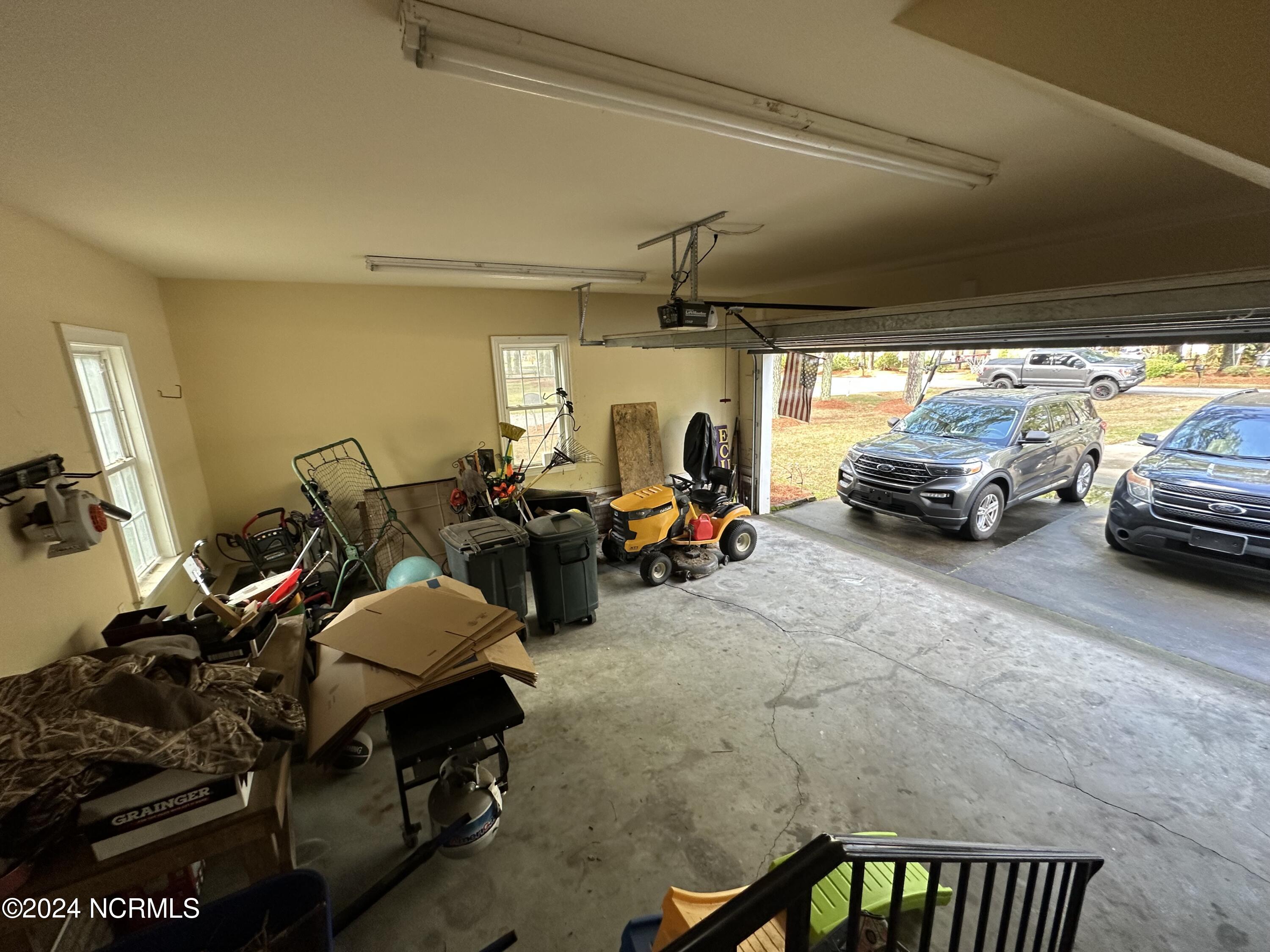 402 Confederate Street Windsor, NC 27983 - Photo 61 of 61 Garage