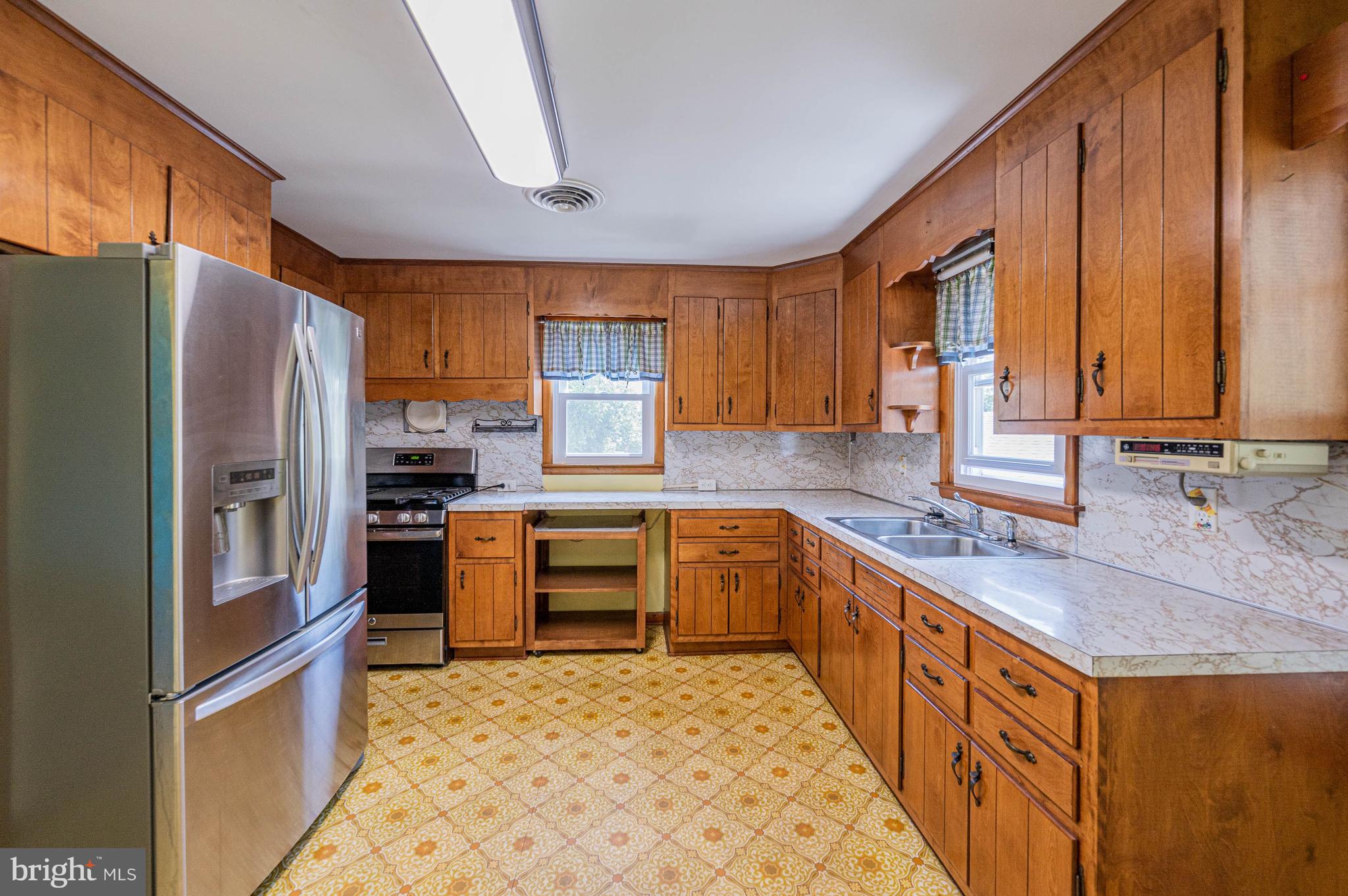 1511 Stone Road Westminster, MD 21158 - Photo 8 of 35 Eat-In Kitchen