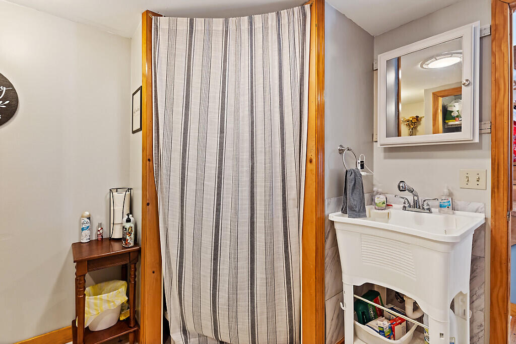 137 Middle Road Fairfield, ME 04937 - Photo 41 of 60 Half Bathroom
