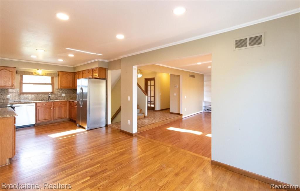 937 Ten Point Drive Rochester Hills, MI 48309 - Photo 21 of 40