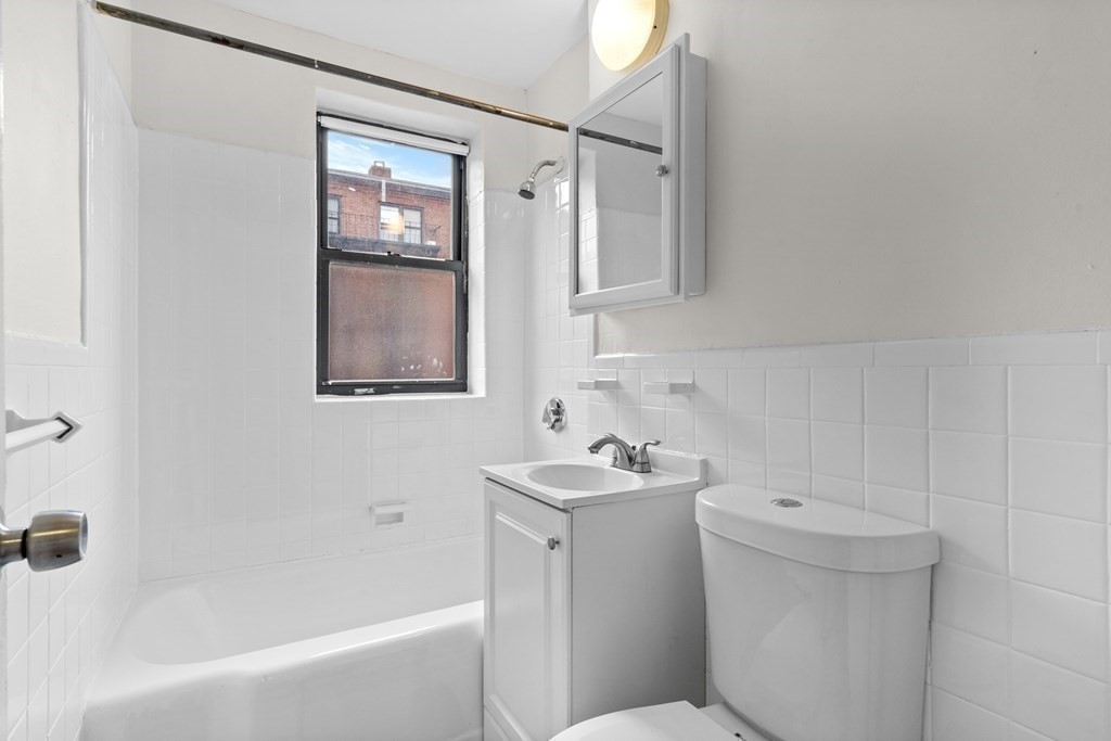 15 Victory Road, Unit 41 Boston, MA 02122 - Photo 7 of 9