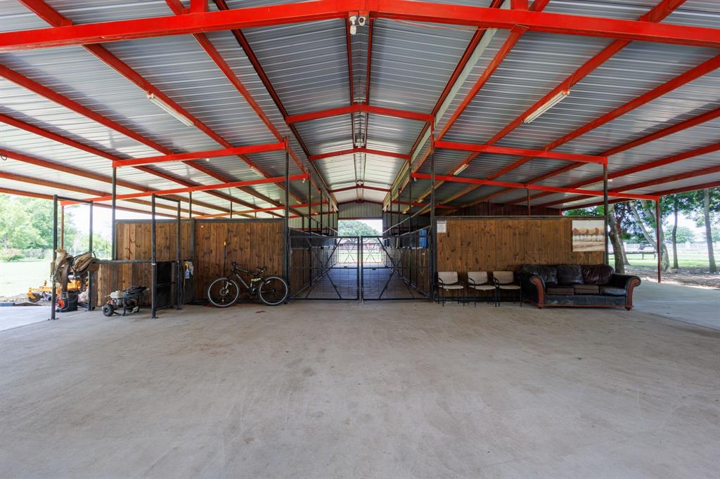 Tbd Palmyra Road Palmer, TX 75152 - Photo 11 of 31 a view of a garage with furniture