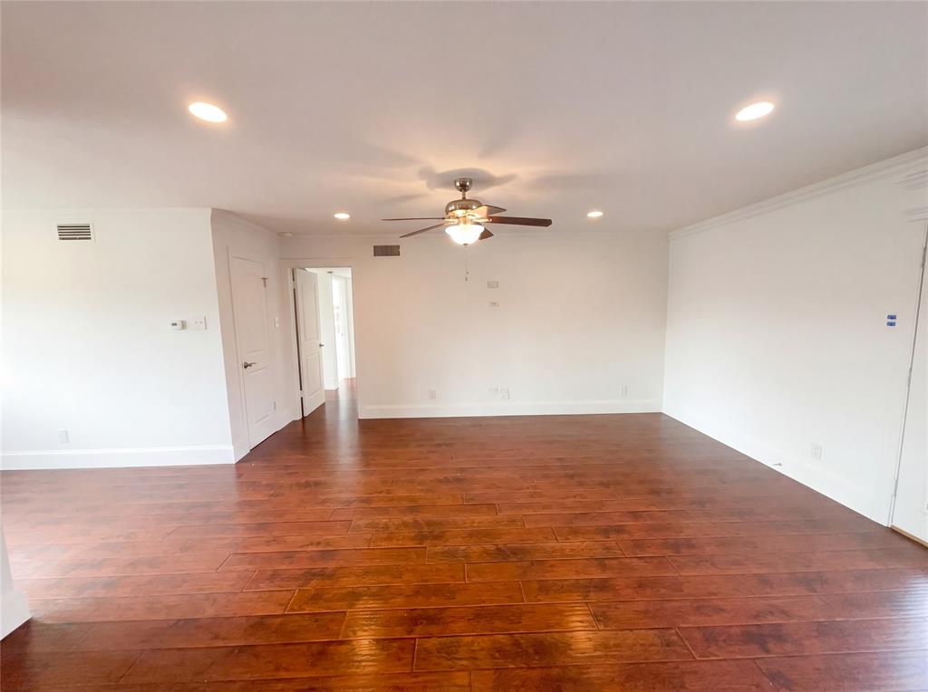 8541 Strathmore Drive Dallas, TX 75238 - Photo 14 of 17