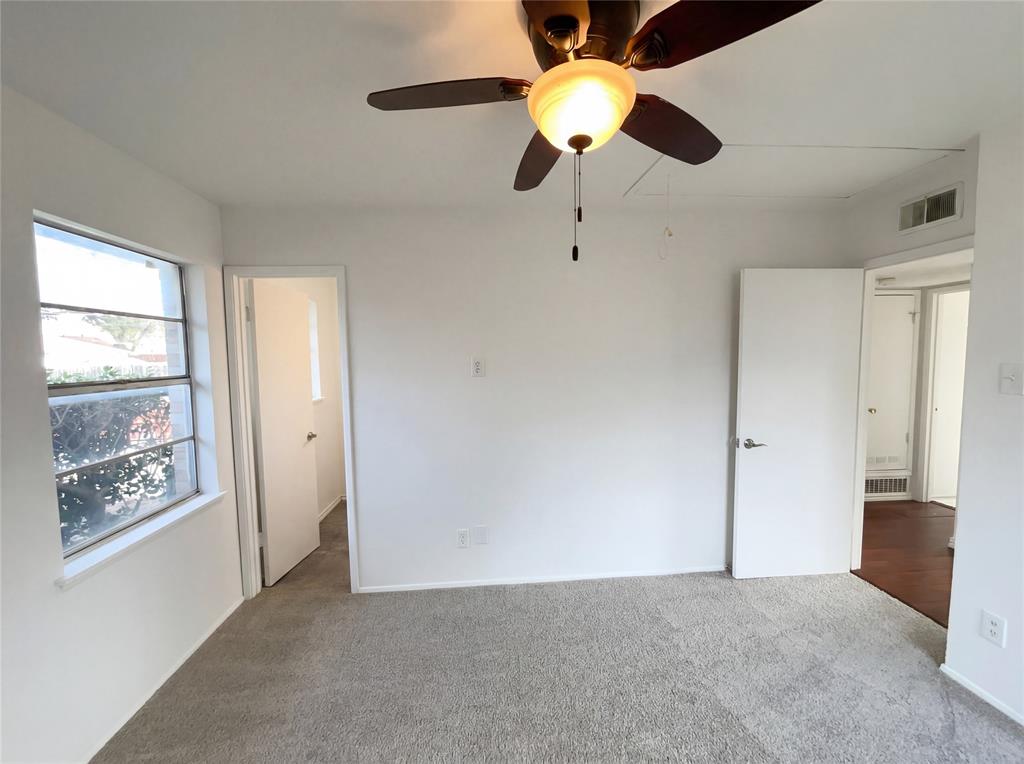 8541 Strathmore Drive Dallas, TX 75238 - Photo 4 of 17