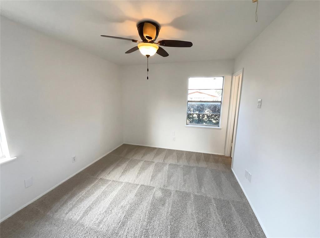 8541 Strathmore Drive Dallas, TX 75238 - Photo 8 of 17