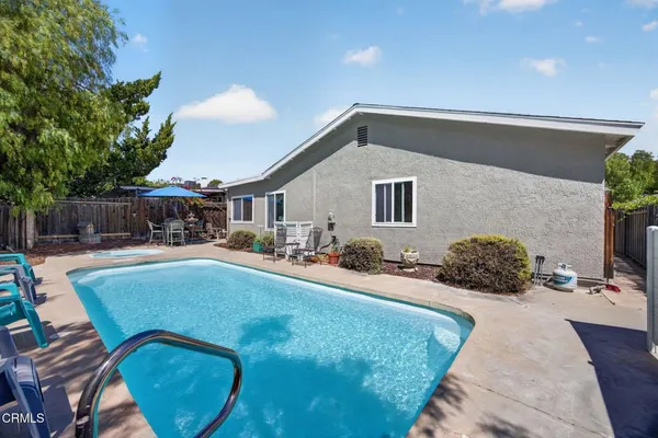 $939,000 | 1570 Burning Tree Drive, Thousand Oaks, CA 91362