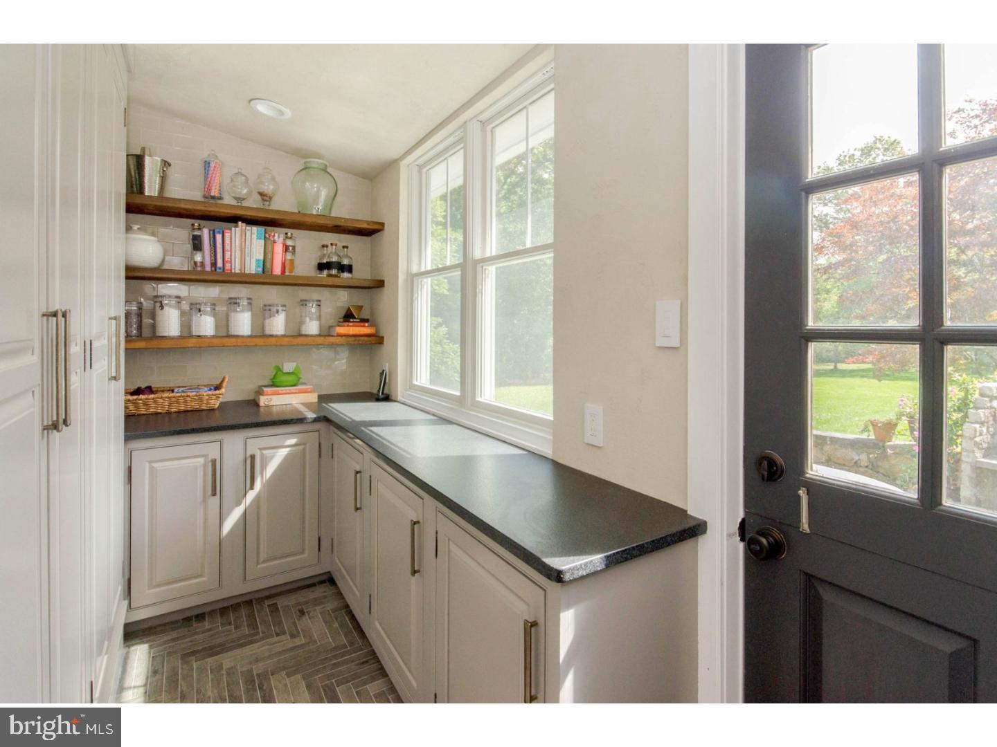 160 Stouts Valley Road Easton, PA 18042 - Photo 14 of 25