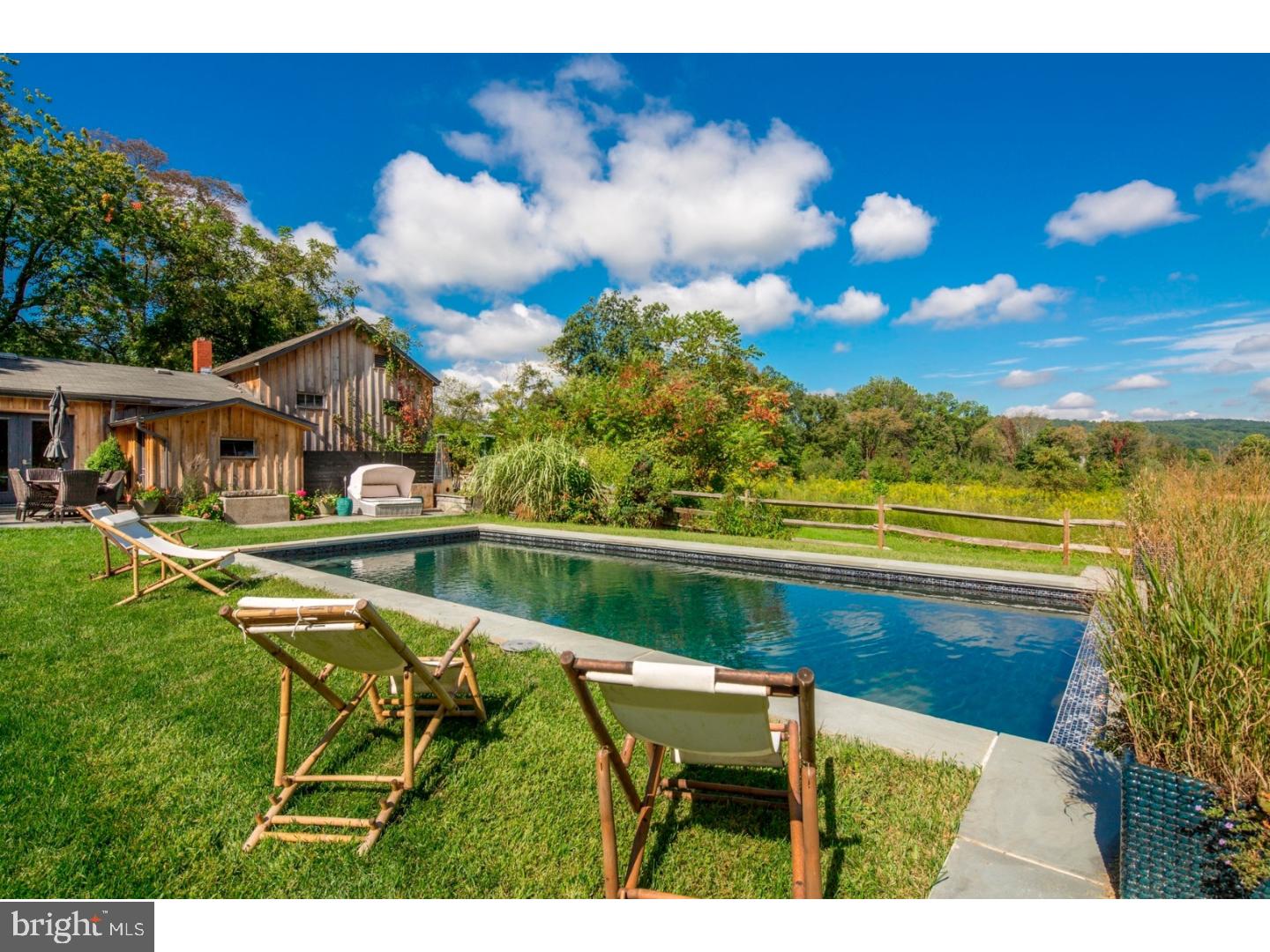 160 Stouts Valley Road Easton, PA 18042 - Photo 4 of 25