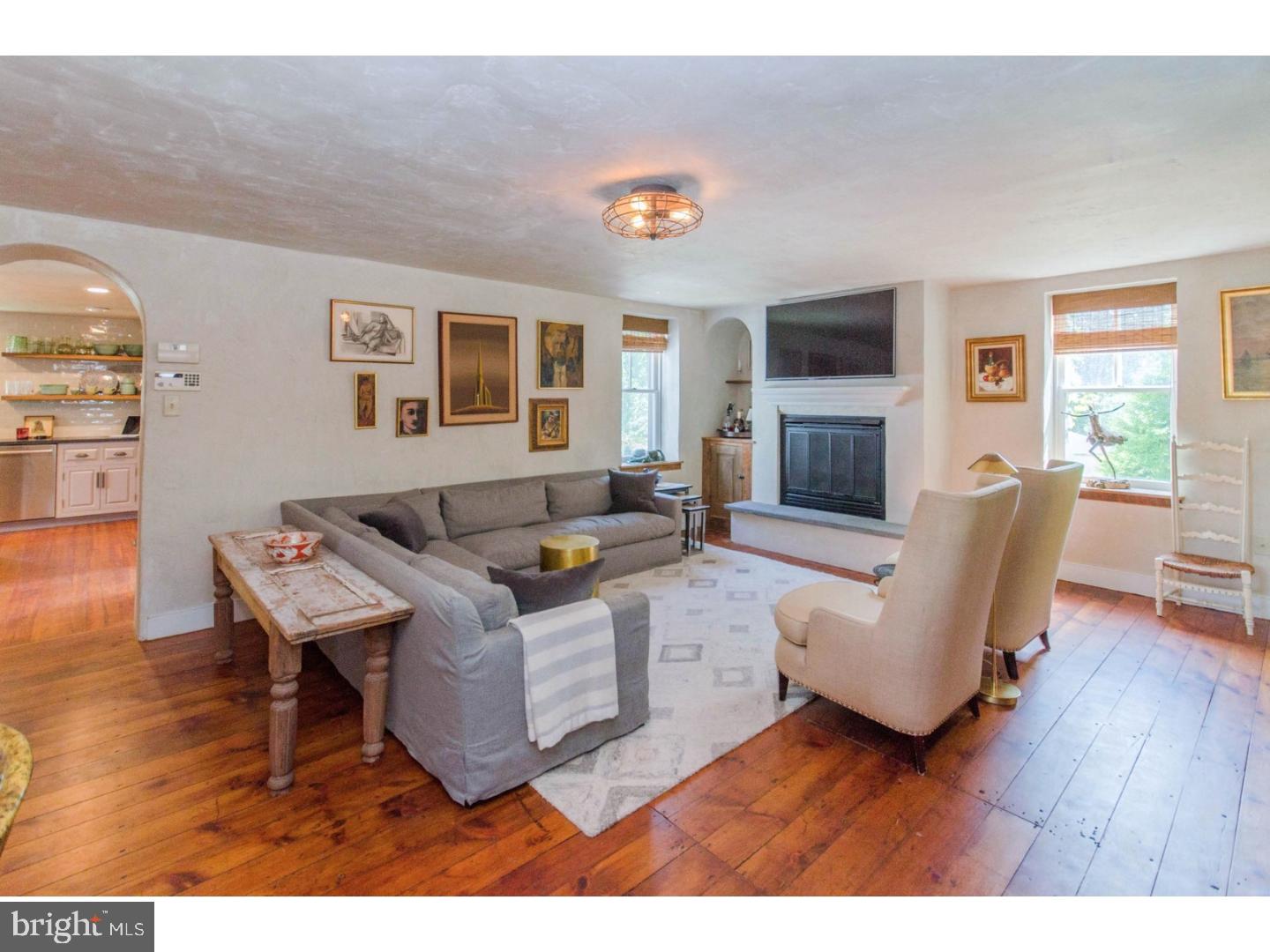 160 Stouts Valley Road Easton, PA 18042 - Photo 7 of 25