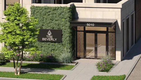 a sign that is on the side of a building