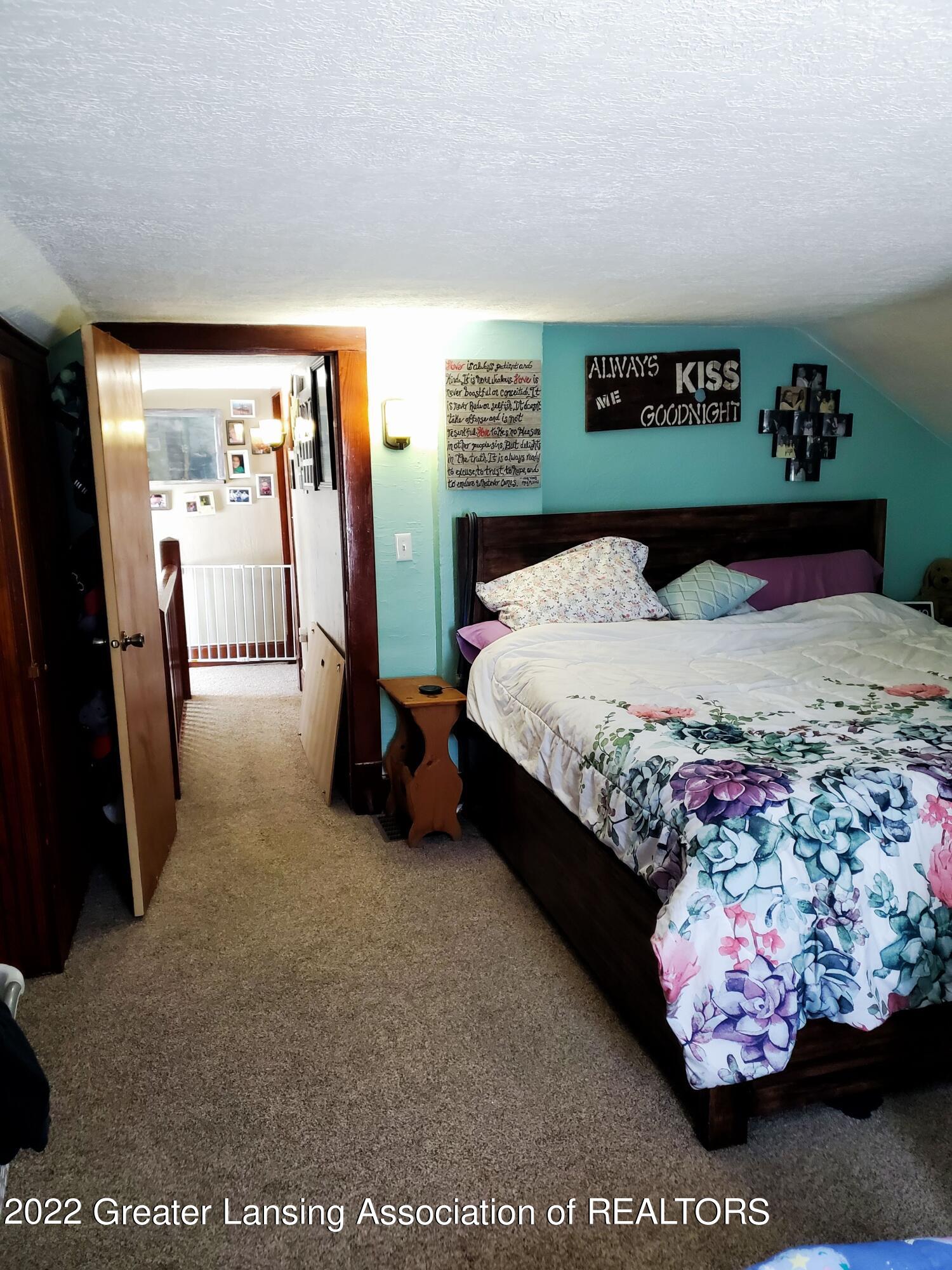 7822 Brookfield Road Charlotte, MI 48813 - Photo 17 of 26 20230304_104041_01