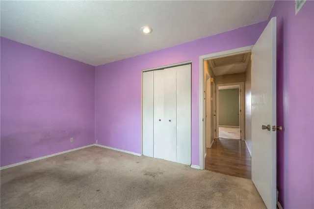 $229,900 | 10184 Haskins Street, Lenexa, KS 66215