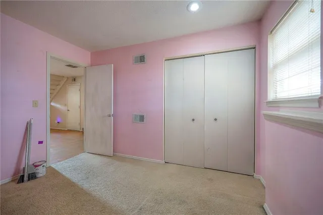 $229,900 | 10184 Haskins Street, Lenexa, KS 66215