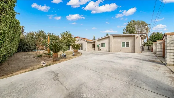 $1,600 | 7936 Ventura Canyon Avenue, Panorama City, CA 91402