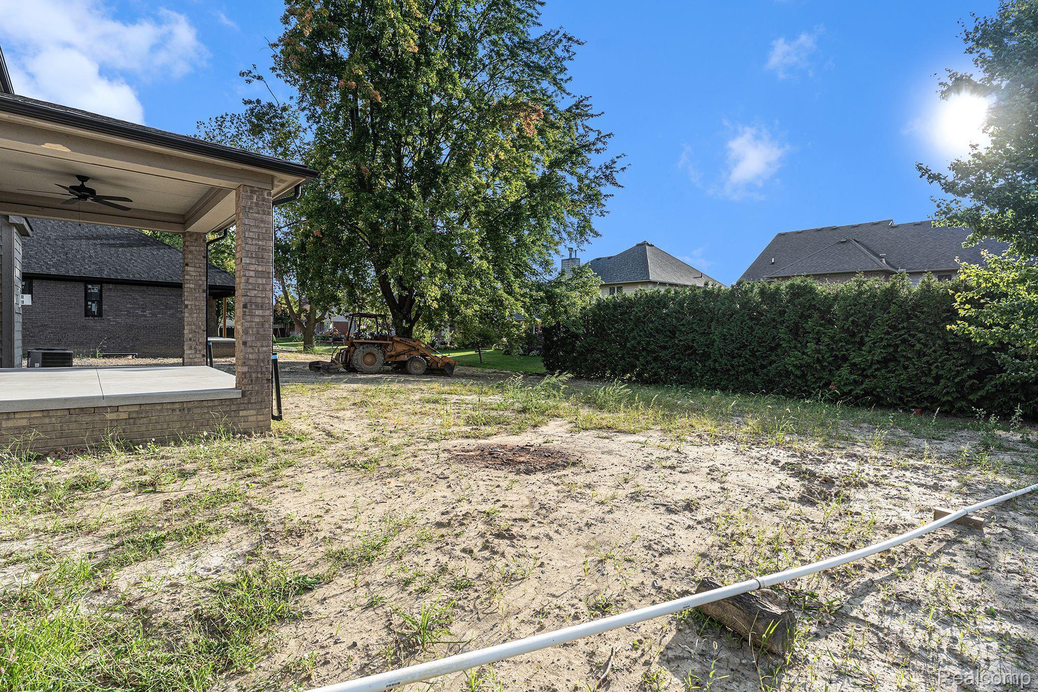 47745 Card Road Macomb, MI 48044 - Photo 24 of 29 Gallery Image 24
