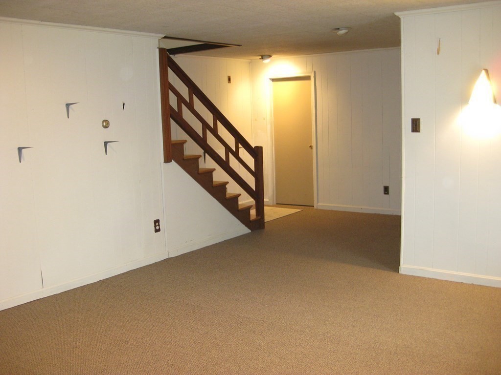 3230 Phelps Road Suffield, CT 06093 - Photo 24 of 36