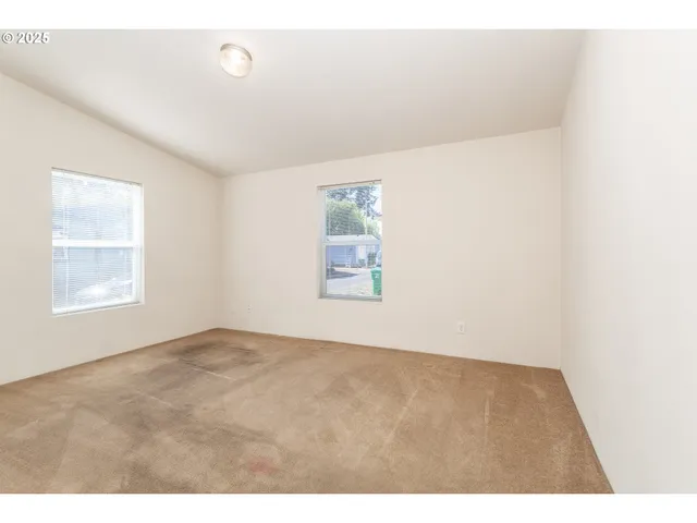 $107,000 | 5200 Southeast 132nd Avenue, Portland, OR 97236