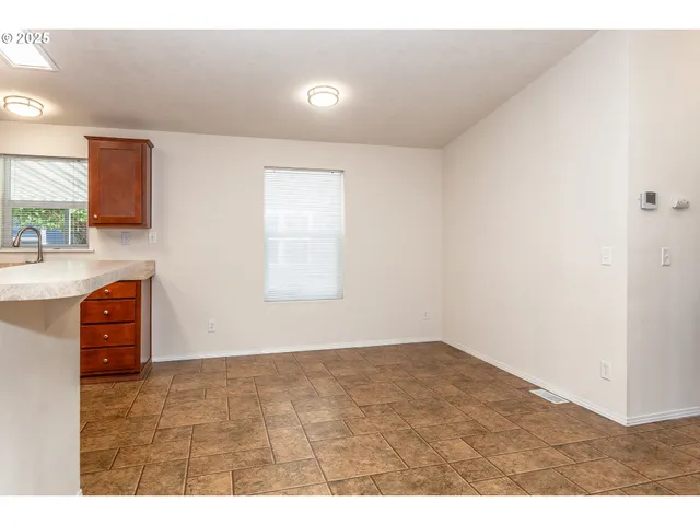 $107,000 | 5200 Southeast 132nd Avenue, Portland, OR 97236