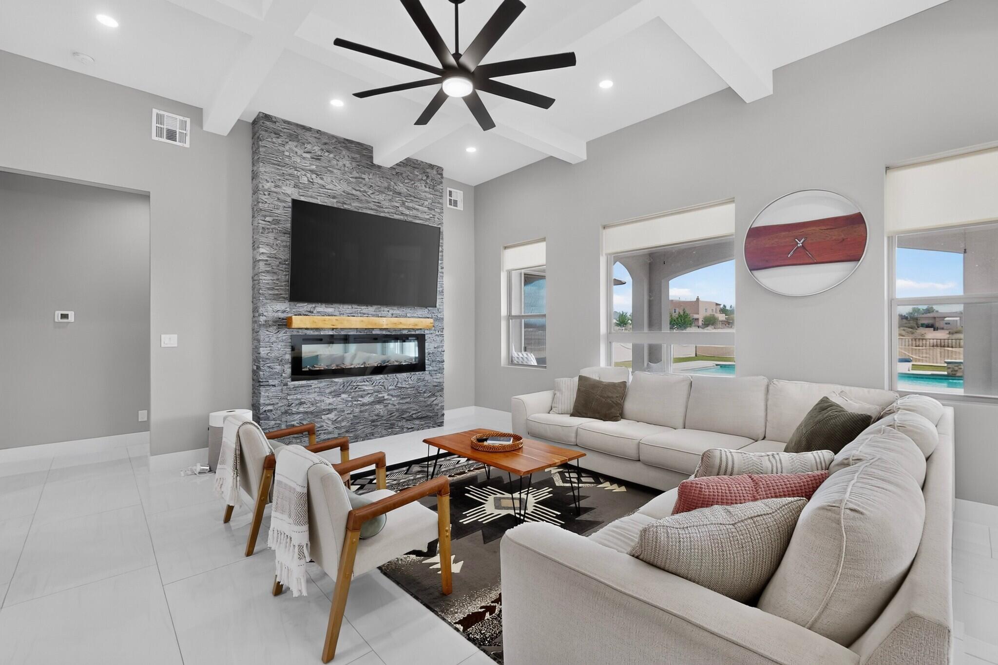 412 5th Street Northeast Rio Rancho, NM 87124 - Photo 8 of 53 Gallery Image 8