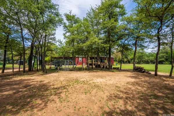 $975,000 | 11259 Highway 80, Leesville, TX 78122
