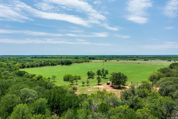 $975,000 | 11259 Highway 80, Leesville, TX 78122