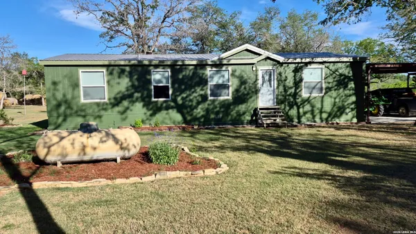 $975,000 | 11259 Highway 80, Leesville, TX 78122