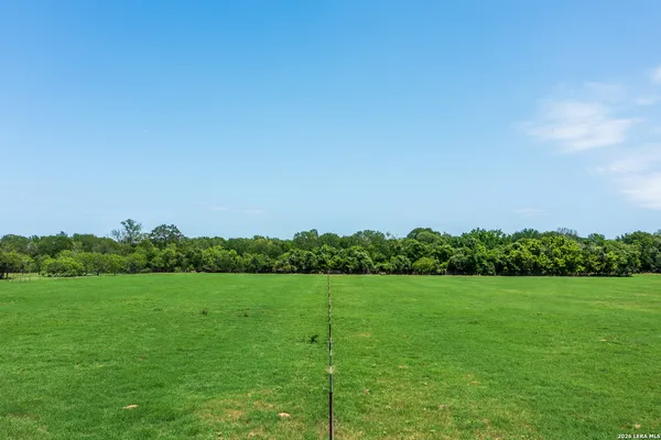 $975,000 | 11259 Highway 80, Leesville, TX 78122