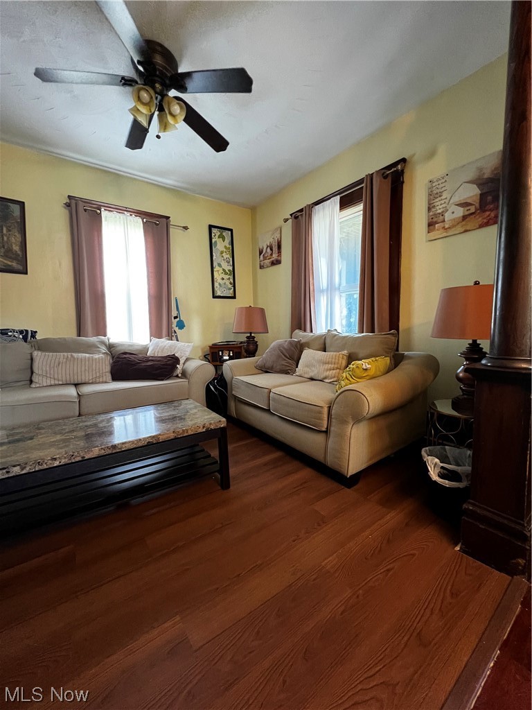 664 Carlysle Street Akron, OH 44310 - Photo 8 of 21 Gallery Image 8