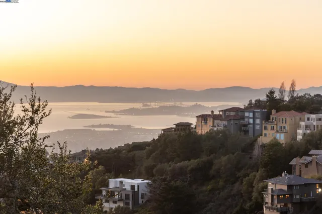 $849,000 | 7041 Devon Way, Berkeley, CA 94705