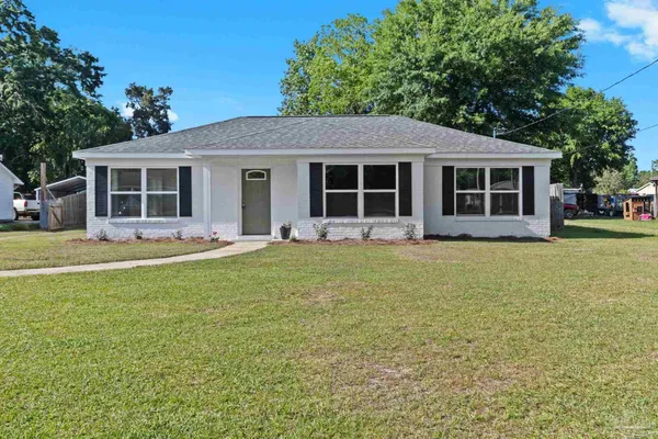 $189,900 | 311 Cloverdale Road, Atmore, AL 36502