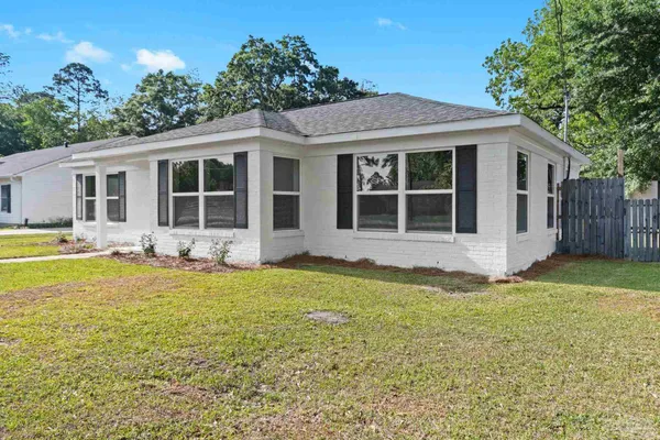 $189,900 | 311 Cloverdale Road, Atmore, AL 36502