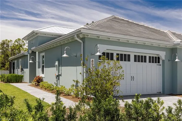 $10,000 | 8909 Yucatan Court, Naples, FL 34113