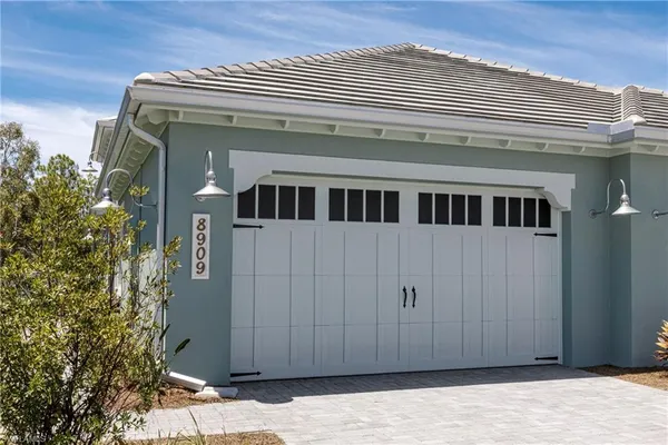 $10,000 | 8909 Yucatan Court, Naples, FL 34113