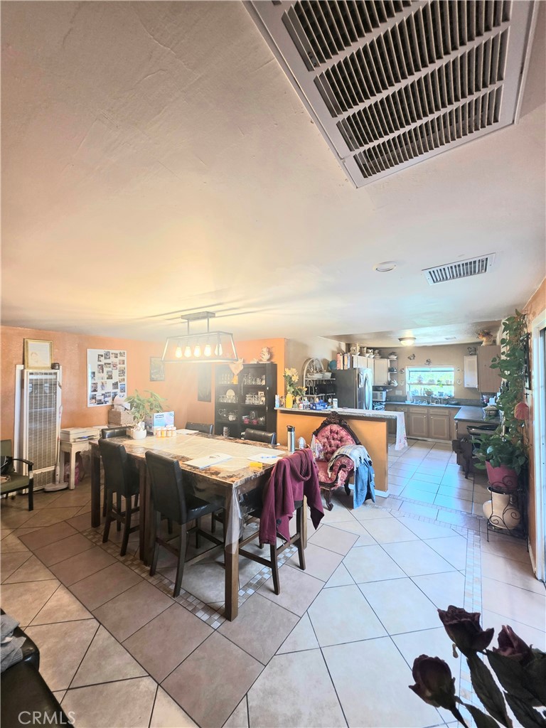 16486 Hughes Road Victorville, CA 92395 - Photo 16 of 23