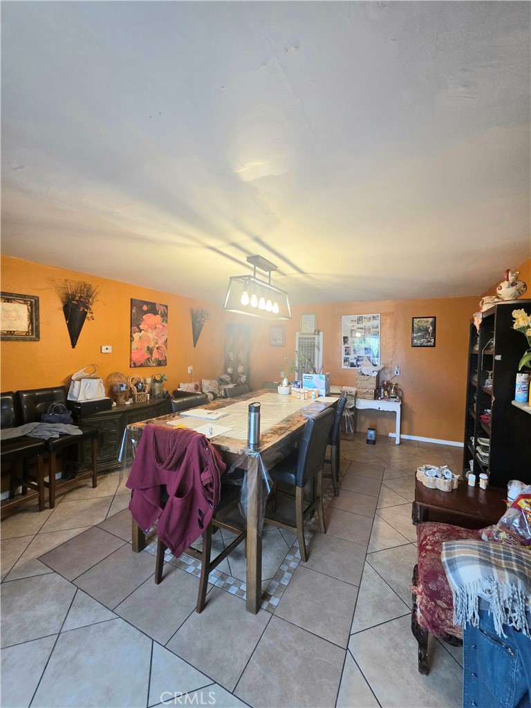 16486 Hughes Road Victorville, CA 92395 - Photo 17 of 23