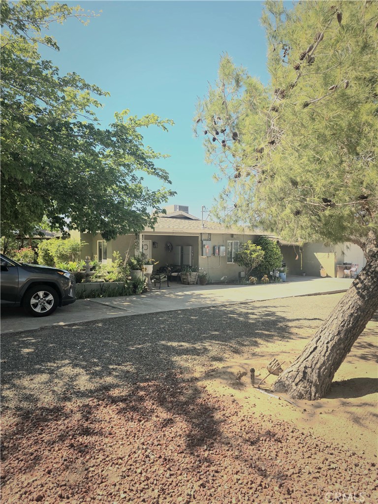 16486 Hughes Road Victorville, CA 92395 - Photo 6 of 23