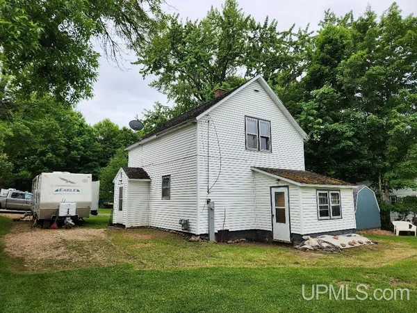 $29,900 | 11 Baltic Avenue, Caspian, MI 49915
