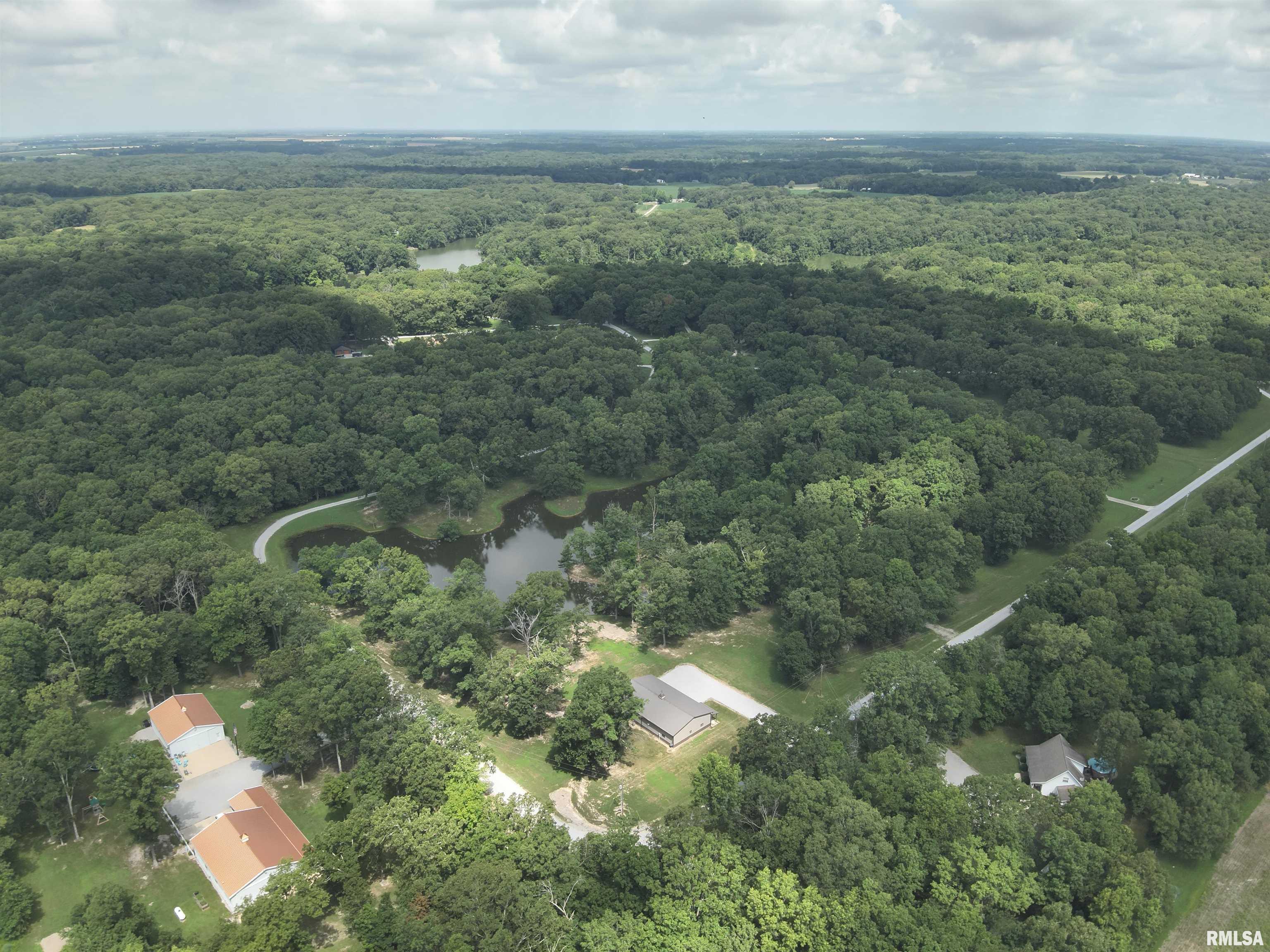 50-51 Deer Park Drive Dix, IL 62830 - Photo 9 of 17