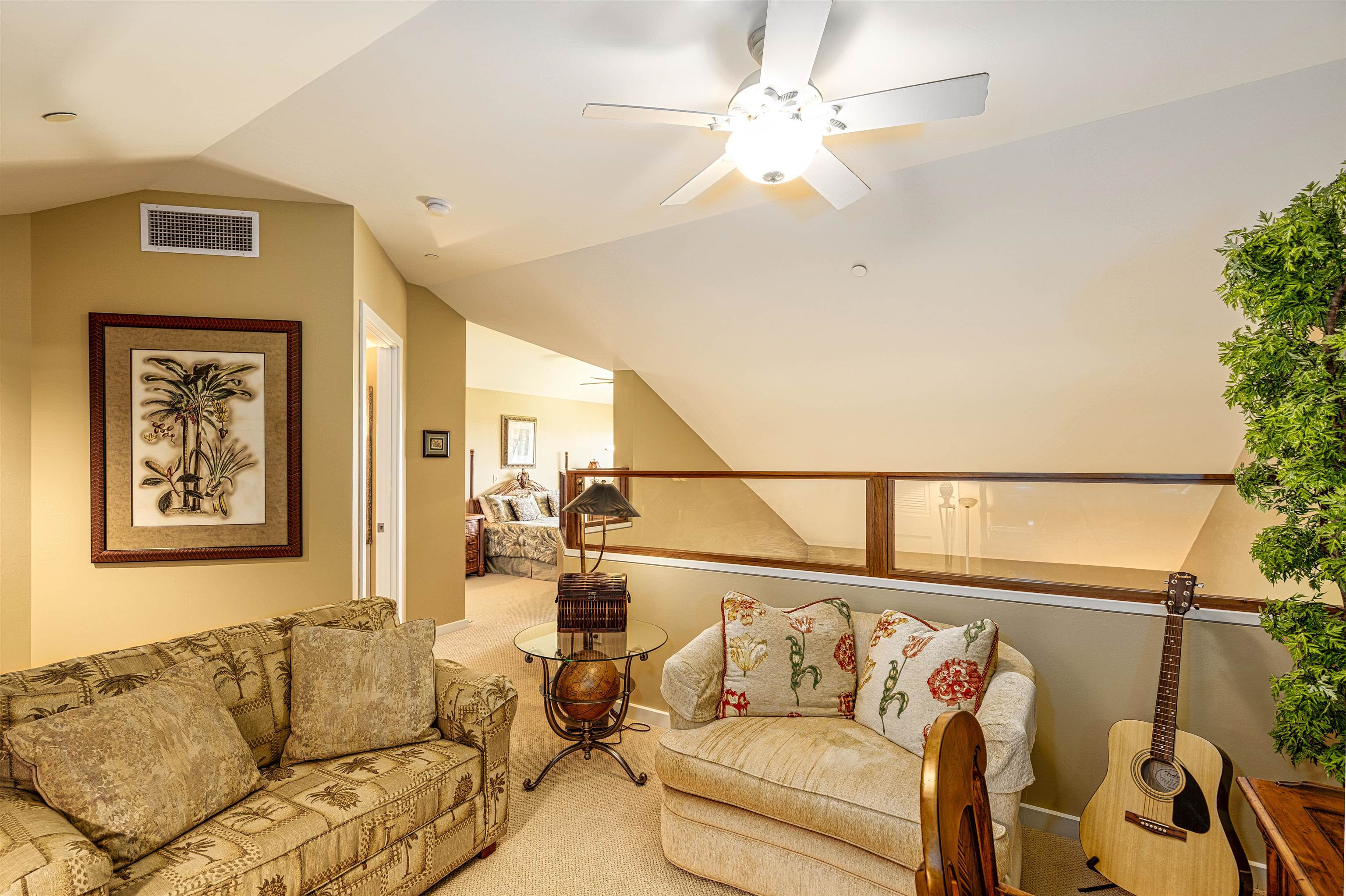 4955 Makena Road, Unit E301 Kihei, HI 96753 - Photo 18 of 22 a living room with furniture
