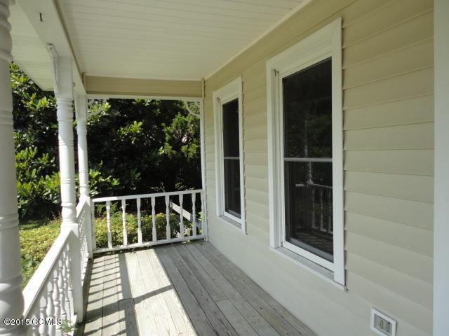 804 Barbour Road Morehead City, NC 28557 - Photo 2 of 25 DSC00020